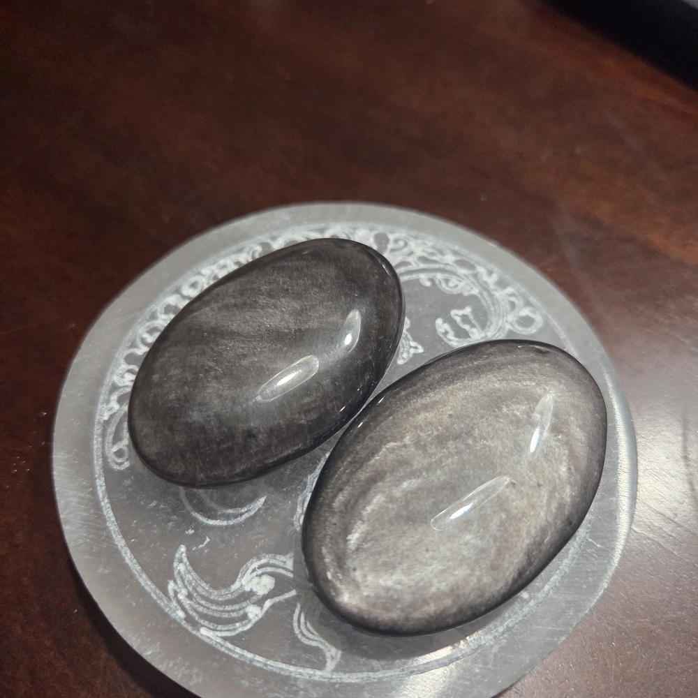 Silver Sheen Obsidian Palmstone - Picture 3 of 16